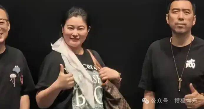 从爆红到突然消失好几年,再出现已经胖到大家不敢认了?