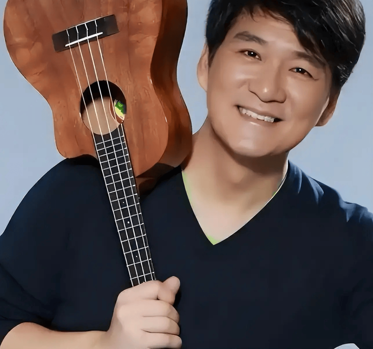 考古|64岁周华健近照曝光!被嘲身材走样,和妻子同框像两辈人