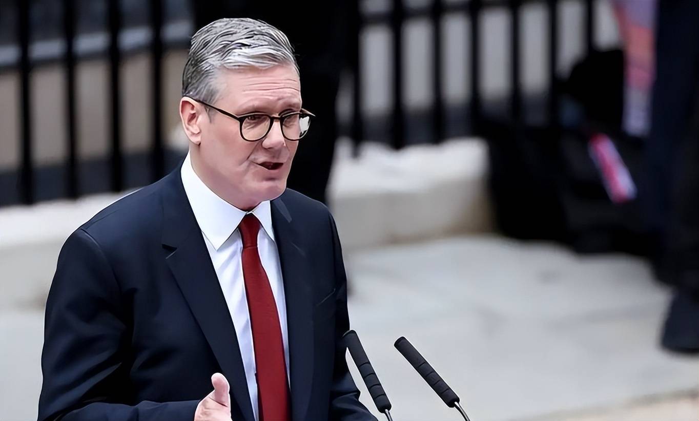 中俄反对无效，英法德掐死伊朗生路！30天内全面重启制裁，伊朗反手抱中国大腿！