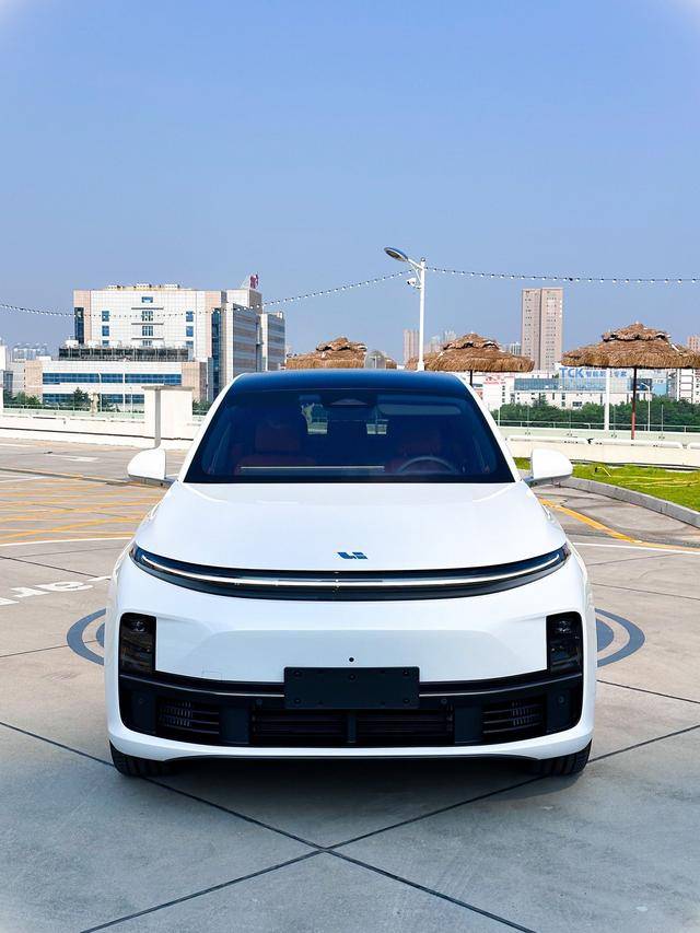 美团、阿里、京东贴身博弈,现金大考来袭，理想股票成救命稻草